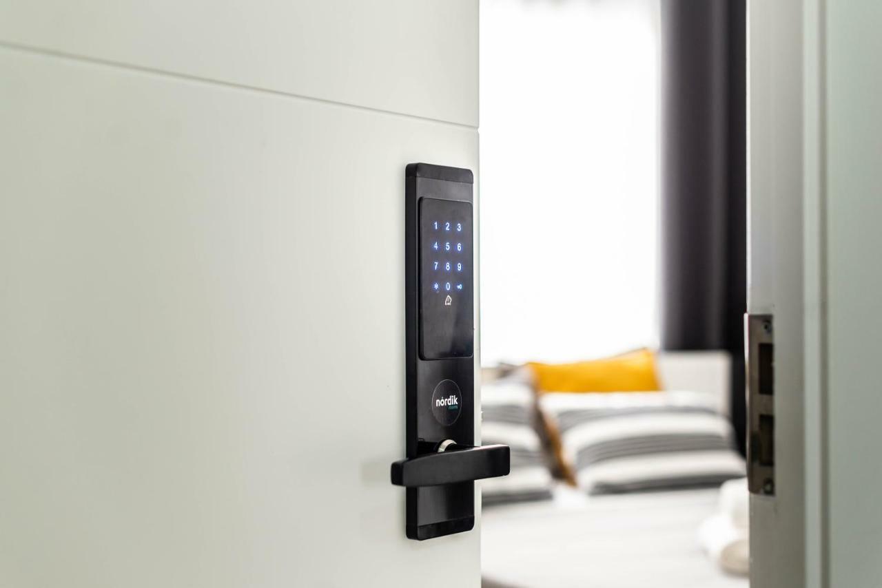Nordik Rooms Urban - Trinidad "Copenhague" Málaga Dış mekan fotoğraf